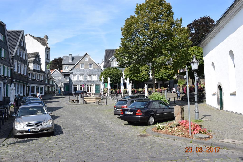 Messewohnung Graefrath Solingen Buitenkant foto